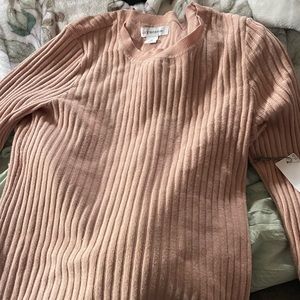 Liz Claiborne size M pink shirt brand new with tags on it